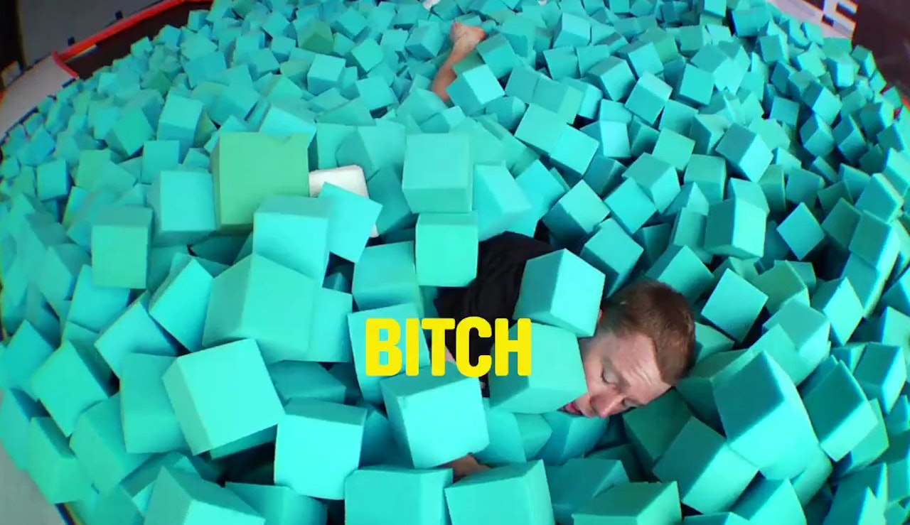 B****: Det blir ikke gull uten tramponlinetrening og skum til øra. B****: Det blir ikke gull uten tramponlinetrening og skum til øra.