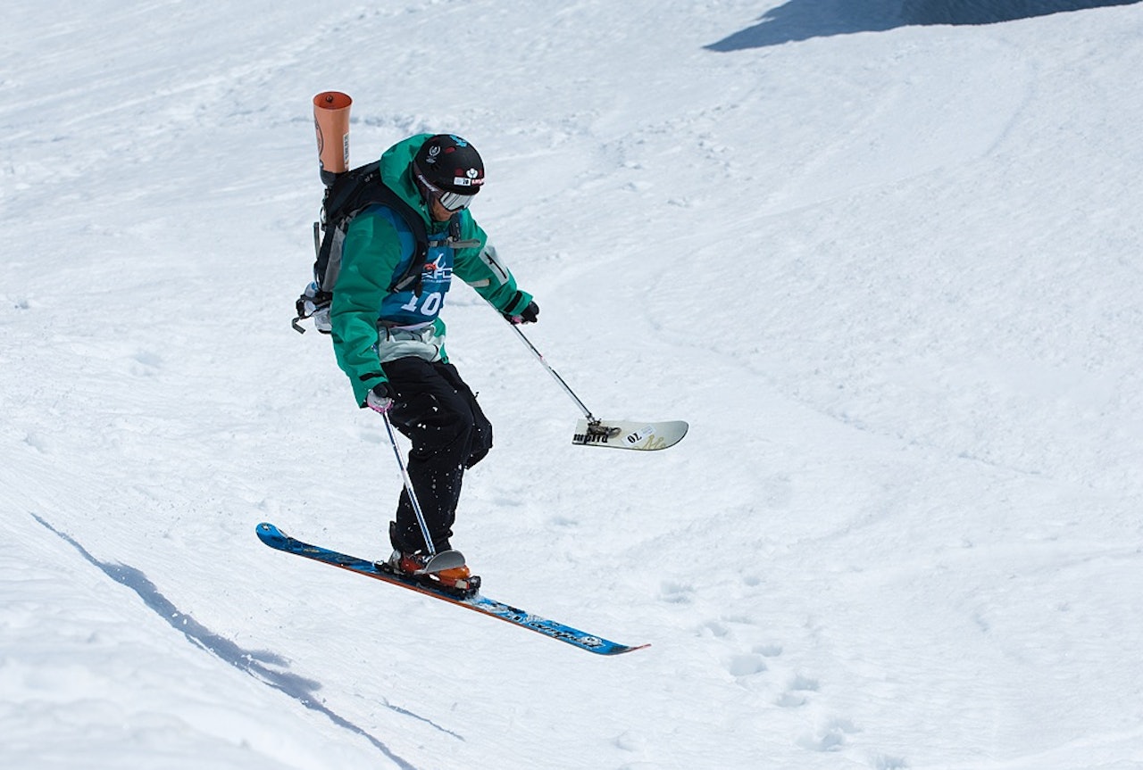 FÅTT GO: Asle Tangvik har fått go av legen til å dra til Sverige, og lover å dra på i Riksgränsen! Her fra Røldal Freeride Challenge. Foto: Sverre Hjørnevik. FÅTT GO: Asle Tangvik har fått go av legen til å dra til Sverige, og lover å dra på i Riksgränsen! Her fra Røldal Freeride Challenge. Foto: Sverre Hjørnevik.