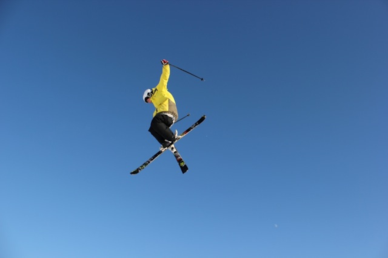 SKOLEHVERDAG: Morten Laksesvela står på ski når han er på skolen. Foto: Hovden Skigymnas SKOLEHVERDAG: Morten Laksesvela står på ski når han er på skolen. Foto: Hovden Skigymnas