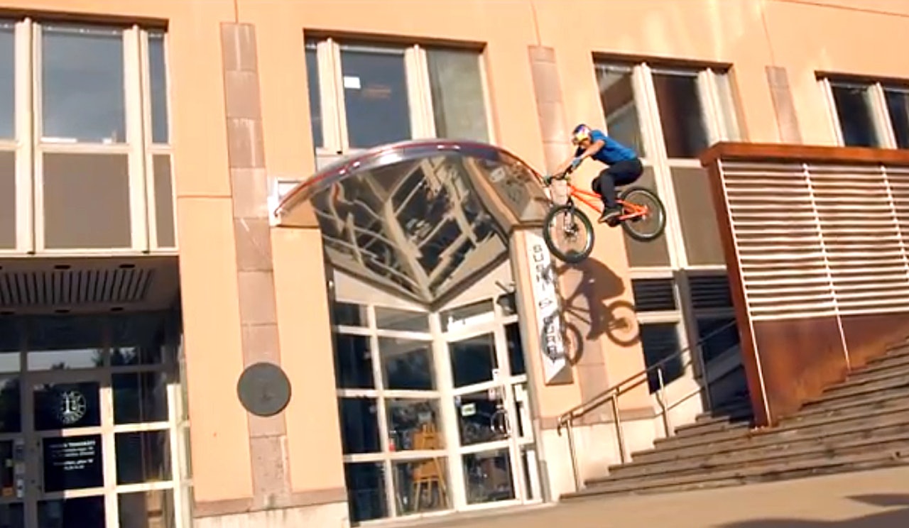 POPULÆR: Det er ikke uten grunn at reklamefilmen til POC har høstet lovord på nett. POPULÆR: Det er ikke uten grunn at reklamefilmen til POC har høstet lovord på nett.