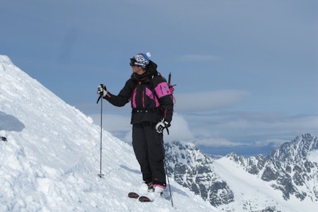 NAVNET FRIGITT: Marius Reistad Martenson omkom i skredet i Jordalen søndag. Arkivfoto: Privat TINDEVEGLEDER OG LOKALKJENT: Marius Martenson mener folk må bli flinkere på forebyggende tiltak for å unngå skredulykker.