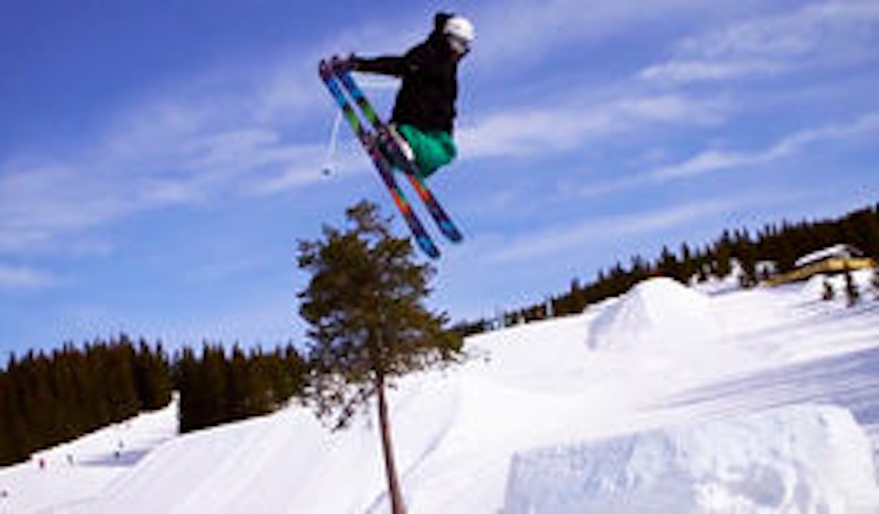 DEDIKERT: Dedicated Pics hopper fra episode 4 og rett til 8. DEDIKERT: Dedicated Pics hopper fra episode 4 og rett til 8.