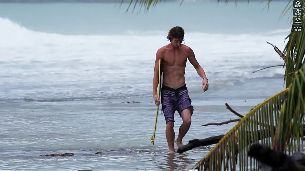 SKIMBOY: Knapt uten volum og uten finner viser Brad Domke kunster vi ikke har sett på bølgene tidligere. SKIMBOY: Knapt uten volum og uten finner viser Brad Domke kunster vi ikke har sett på bølgene tidligere.
