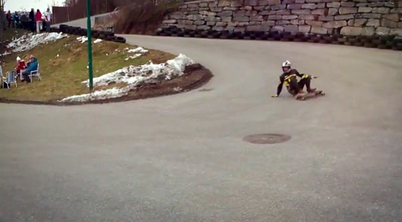 SOMMERSTART: Både longboard og elvepadling står på X2-programmet, i tillegg til rando og frikjøring. SOMMERSTART: Både longboard og elvepadling står på X2-programmet, i tillegg til rando og frikjøring.