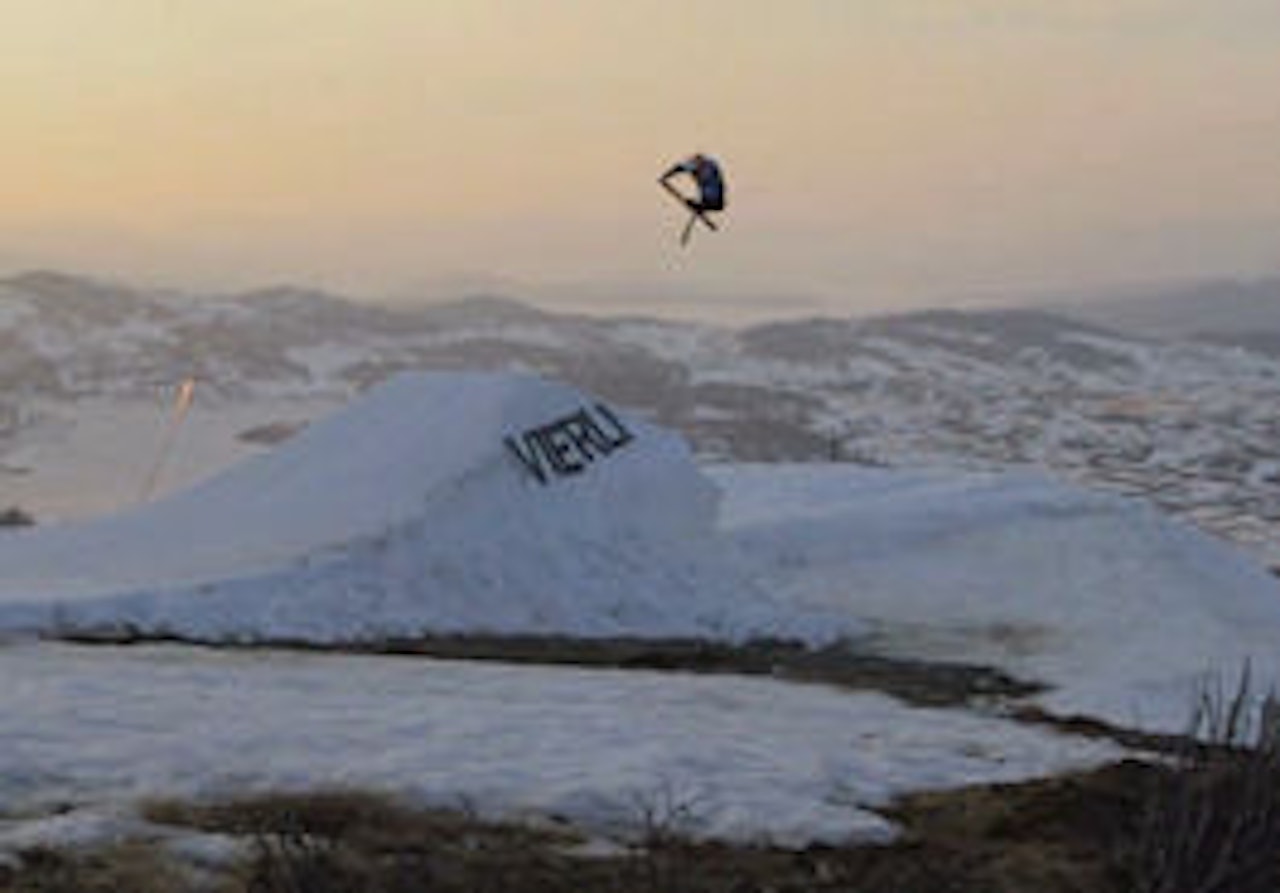 BRÅTENS SAFE: Øystein Bråten har snart nok airtime til å gjennoppstarte flyselskapet. BRÅTENS SAFE: Øystein Bråten har snart nok airtime til å gjennoppstarte flyselskapet.