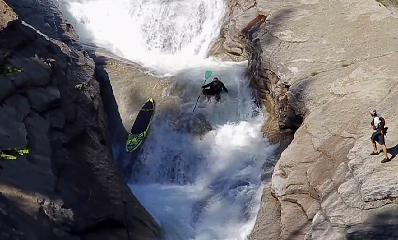 KRASJ: Her går Fletcher på trynet i Skyscraper, som er den lengste sklia på strekningen. KRASJ: Her går Fletcher på trynet i Skyscraper, som er den lengste sklia på strekningen.