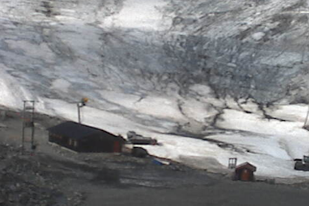 STENGT: Anlegget åpner igjen så fort det blir bedre forhold, skriver Juvass på sine nettsider. STENGT: Anlegget åpner igjen så fort det blir bedre forhold, skriver Juvass på sine nettsider.