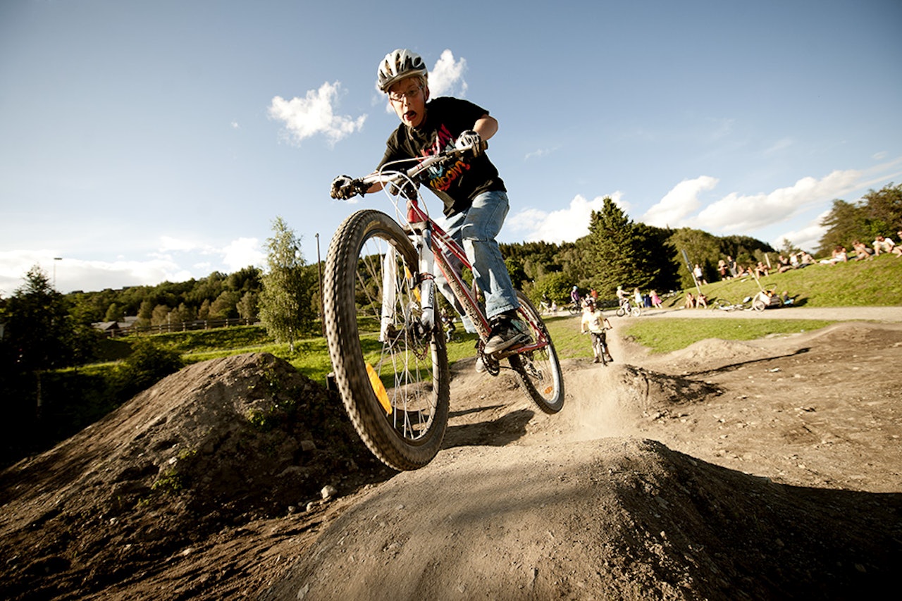 MORO FOR UNGA: Hillbilly Huckfest kunne sammen med Ål kommune åpne nytt dirtområde i sentrum. Foto: Vegard Breie MORO FOR UNGA: Hillbilly Huckfest kunne sammen med Ål kommune åpne nytt dirtområde i sentrum. Foto: Vegard Breie