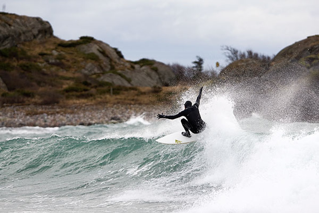 BORTE BRA: Australske Phil Pope fikk sine bønner hørt. Surfåret 2012 startet like godt som det sluttet. Bilde: Nils-Erik Bjørholt 