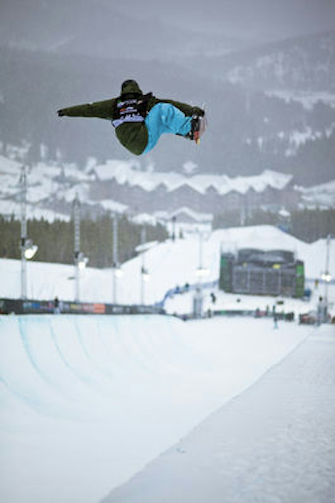 FØRSTE STIKK: Roger Kleivdal tok gull i halfpipe, og kanskje drar han også hjem med kongepokal. FØRSTE STIKK: Roger Kleivdal tok gull i halfpipe, og kanskje drar han også hjem med kongepokal.
