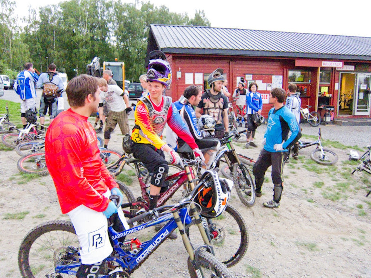 KLARE FOR NM: Bjørn Ballangrud, Zakka, Peter Bascheck, Svein Fjeldheim og Rune Høydahl. Foto: Simen Berg KLARE FOR NM: Bjørn Ballangrud, Zakka, Peter Bascheck, Svein Fjeldheim og Rune Høydahl. Foto: Simen Berg