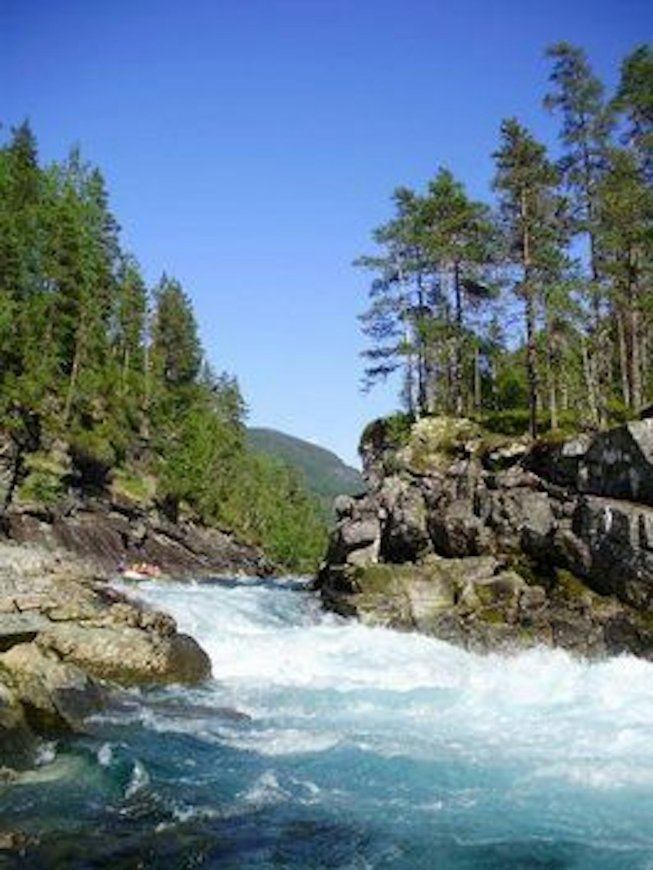 TRUET: Raundalselva. TRUET: Raundalselva.