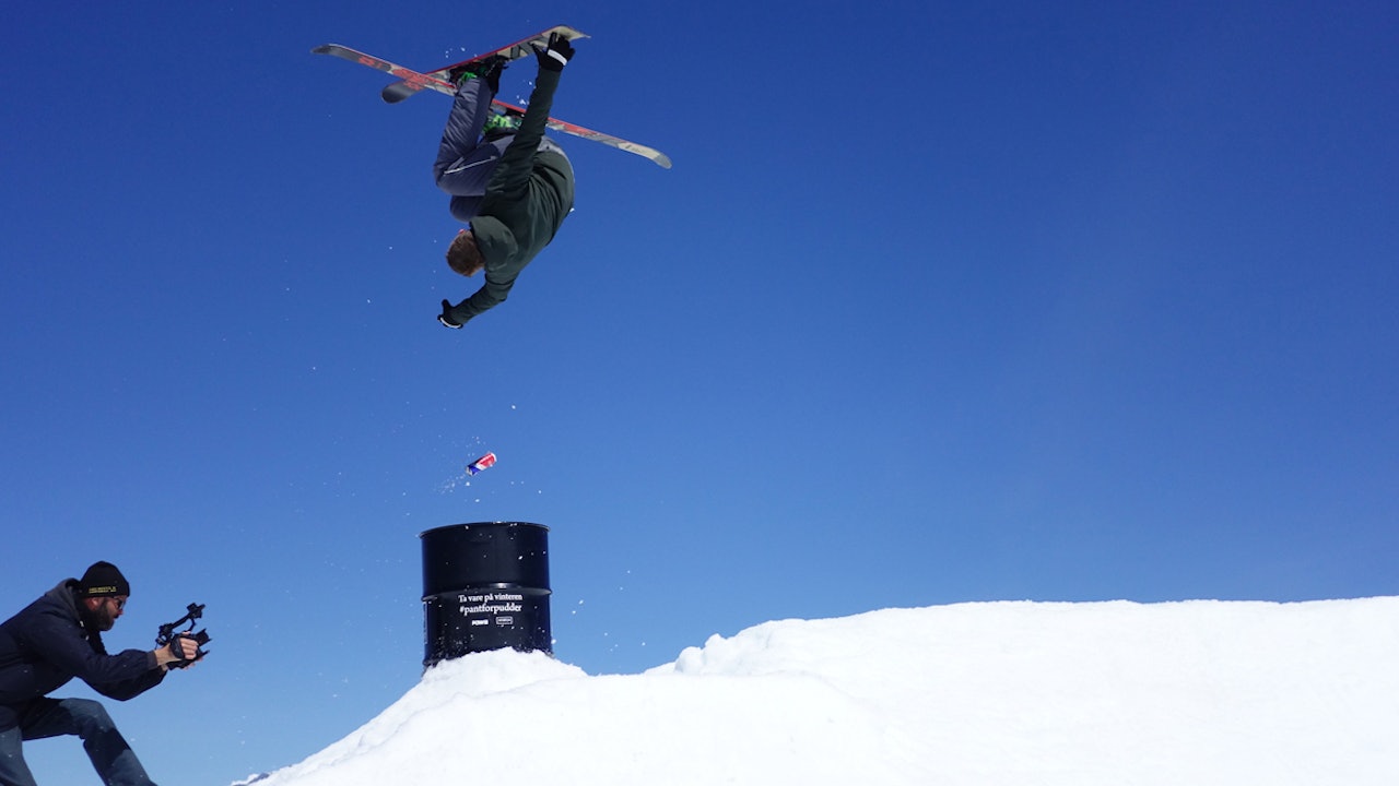 VINNERNE KÅRET: Halvard skal på What!-camp gratis og Lotte vant jakke fra Peak Performance. Gratulerer! VINNERNE KÅRET: Halvard skal på What!-camp gratis og Lotte vant jakke fra Peak Performance. Gratulerer!