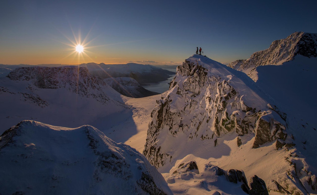 HER BLIR DET TOPPTURFEST: Rosendal toppturfestival går av stabelen til helgen, og det meldes om supre forhold i Hardanger. Foto: Rolf Christian Mehl HER BLIR DET TOPPTURFEST: Rosendal toppturfestival går av stabelen til helgen, og det meldes om supre forhold i Hardanger. Foto: Rolf Christian Mehl