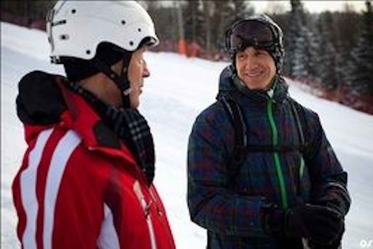 Terje Håkonsen hadde IOC-medlem Gerhard Heiberg på besøk i Wyller. Foto: Olav Stubberud Terje Håkonsen hadde IOC-medlem Gerhard Heiberg på besøk i Wyller. Foto: Olav Stubberud