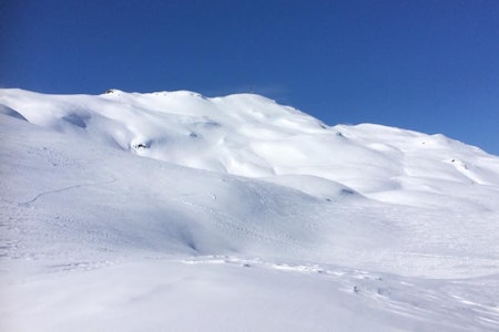 FINE FORHOLD: Det meldes om både masse snø og masse deltagere foran Sauda Backcountry Challenge, som starter på Ravnafjell (bildet) fredag. Foto: TC Øye