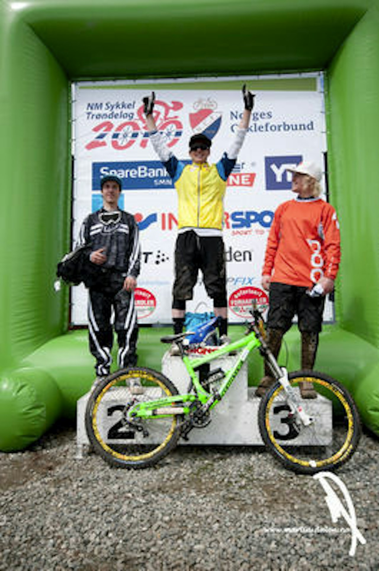 ...FORTSATT ELDST: Espen Johnsen satte resten av norgeseliten på plass. Arkivfoto: Martin I. Dalen ...FORTSATT ELDST: Espen Johnsen satte resten av norgeseliten på plass. Arkivfoto: Martin I. Dalen