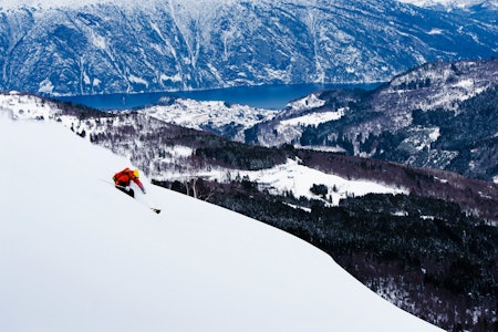 POPULÆRT: Offpistkjøringa på Strandafjellet er blant Norges beste, og fra og med 11. april koster den 200 kroner å kjøre i. Arkivfoto: Martin Innerdal Dalen Strandafjellet offpiste pudder freeride første april aprilsnarr