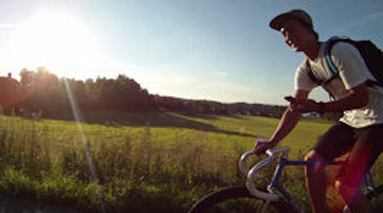 PÅ SYKKELTUR: Anki Vu liker å sykle. Foto: Thomas Larsen Røed PÅ SYKKELTUR: Anki Vu liker å sykle. Foto: Thomas Larsen Røed