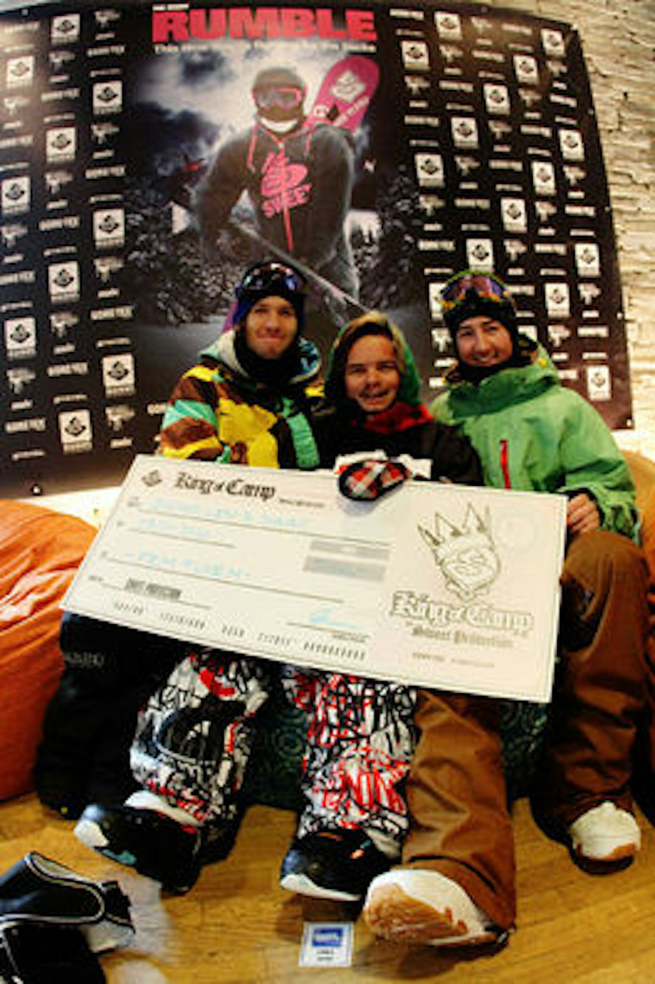 SNOWBOARDVINNERE: Jørgensen, Fykse og Steen. Foto: HP Hval SNOWBOARDVINNERE: Jørgensen, Fykse og Steen. Foto: HP Hval