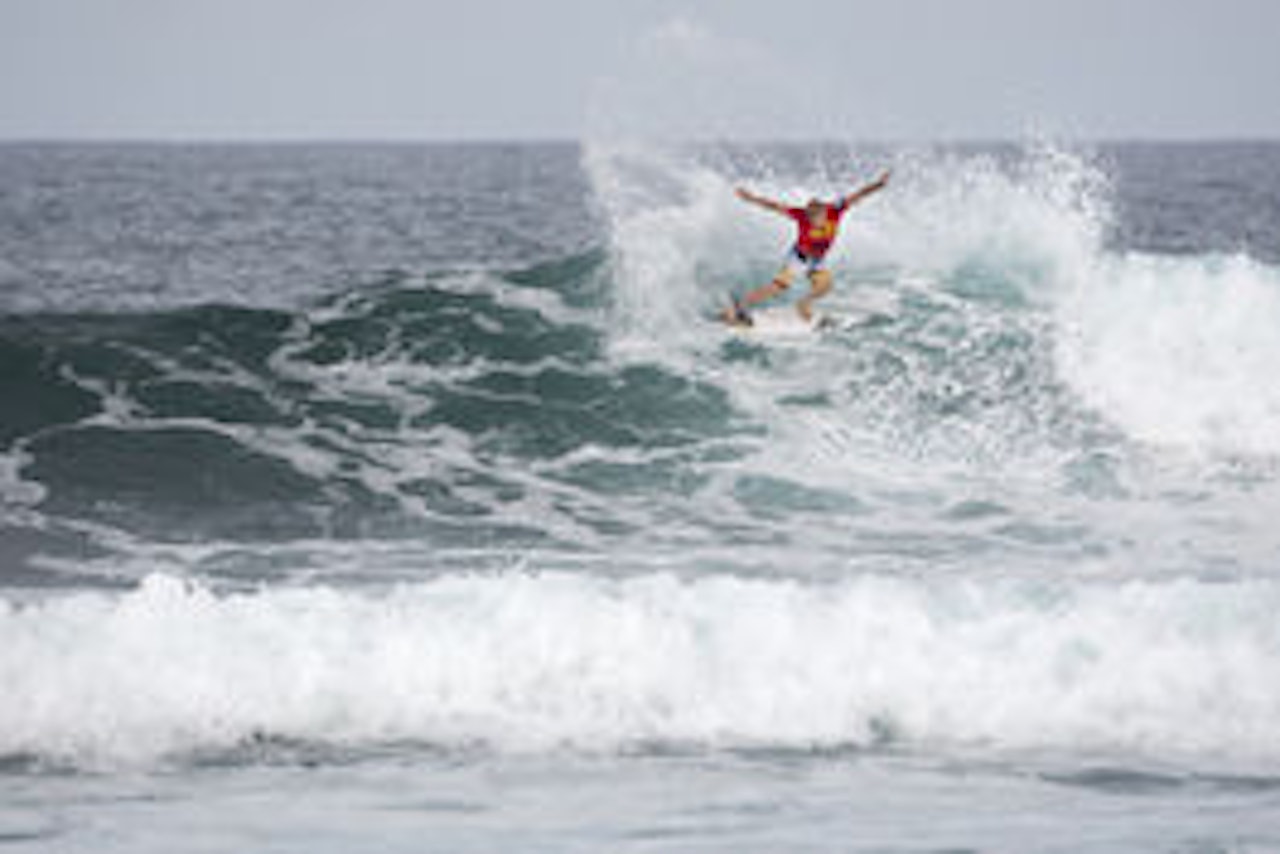 AUSTRALSK DOMINANS: 15 av 32 surfere på finaledagen er australske. Foto ASP/Cestari AUSTRALSK DOMINANS: 15 av 32 surfere på finaledagen er australske. Foto ASP/Cestari