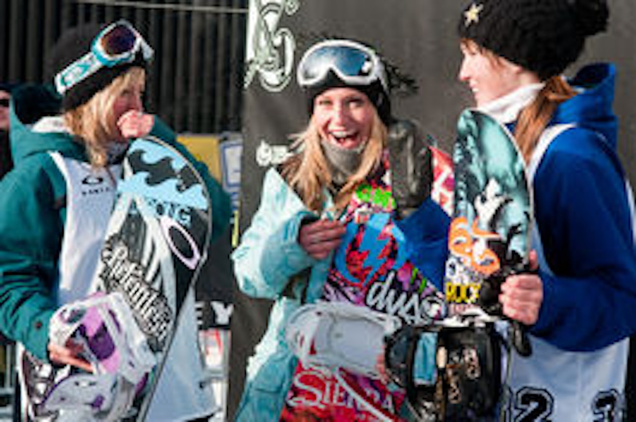 TAC-VINNER: Jamie Anderson fikk invitasjon til VM med seieren i Wyller. Foto: Peter Gløersen TAC-VINNER: Jamie Anderson fikk invitasjon til VM med seieren i Wyller. Foto: Peter Gløersen