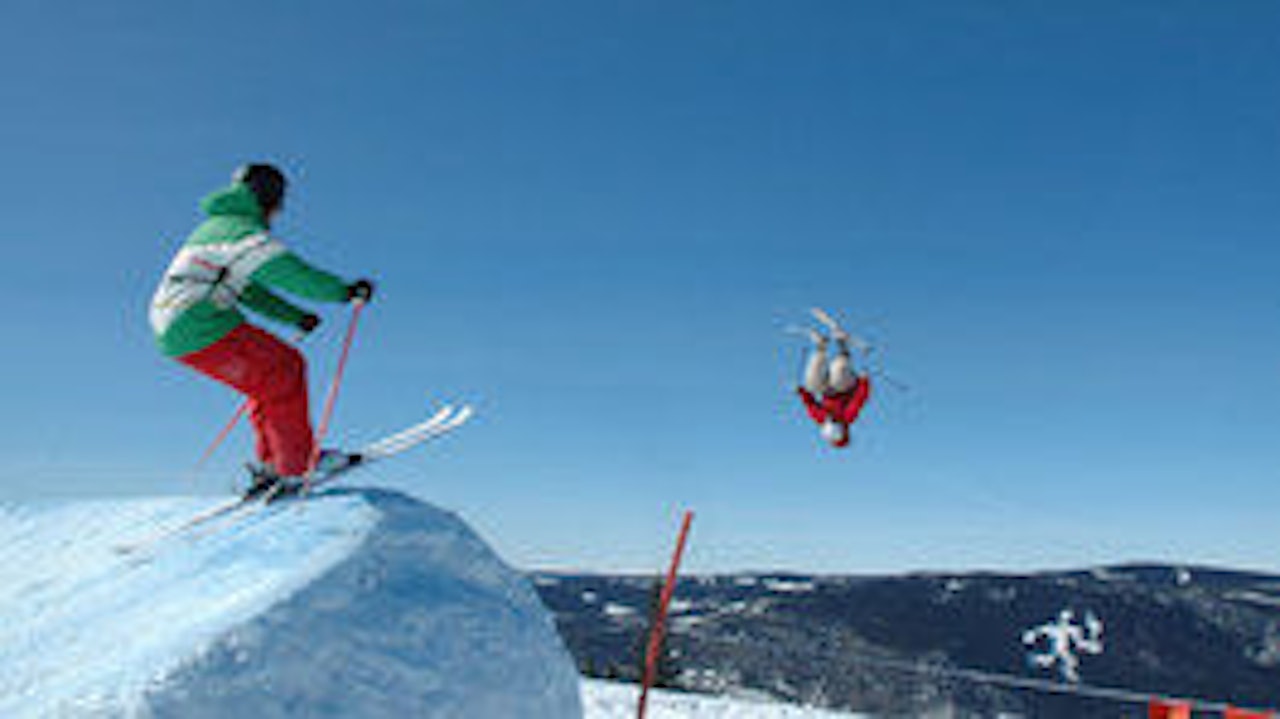 VINN KAMERA: Det er tre delkonkurranser og fine premier. Foto: amandusfestivalen.no VINN KAMERA: Det er tre delkonkurranser og fine premier. Foto: amandusfestivalen.no