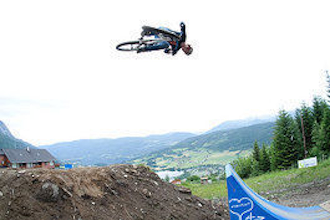 For at NRK skal dekke Veko har lokale samlet inn 400.000 kroner. Foto: N-E Bjørholt For at NRK skal dekke Veko har lokale samlet inn 400.000 kroner. Foto: N-E Bjørholt