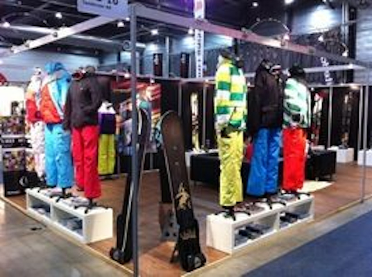 ÅRETS MODELLER: Ta og føl på årets modeller og gjør kupp i messebutikken. ÅRETS MODELLER: Ta og føl på årets modeller og gjør kupp i messebutikken.