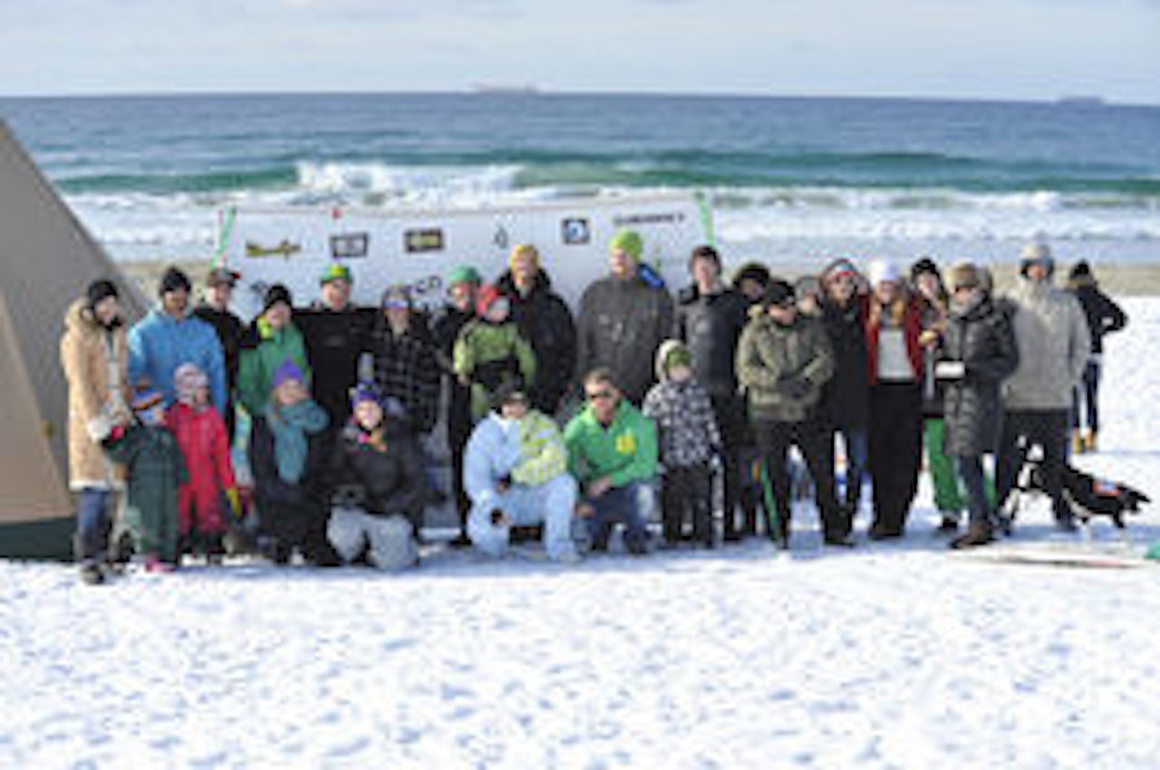 Hele gjengen samlet på bore. Foto: Privat Hele gjengen samlet på bore. Foto: Privat