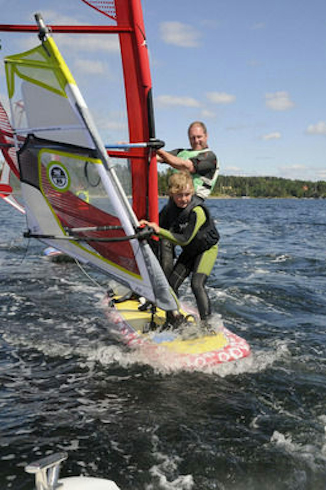 KURSING: Nybegynnerne fikk kyndig instruskjon. Foto: Axel Nissen-Lie KURSING: Nybegynnerne fikk kyndig instruskjon. Foto: Axel Nissen-Lie