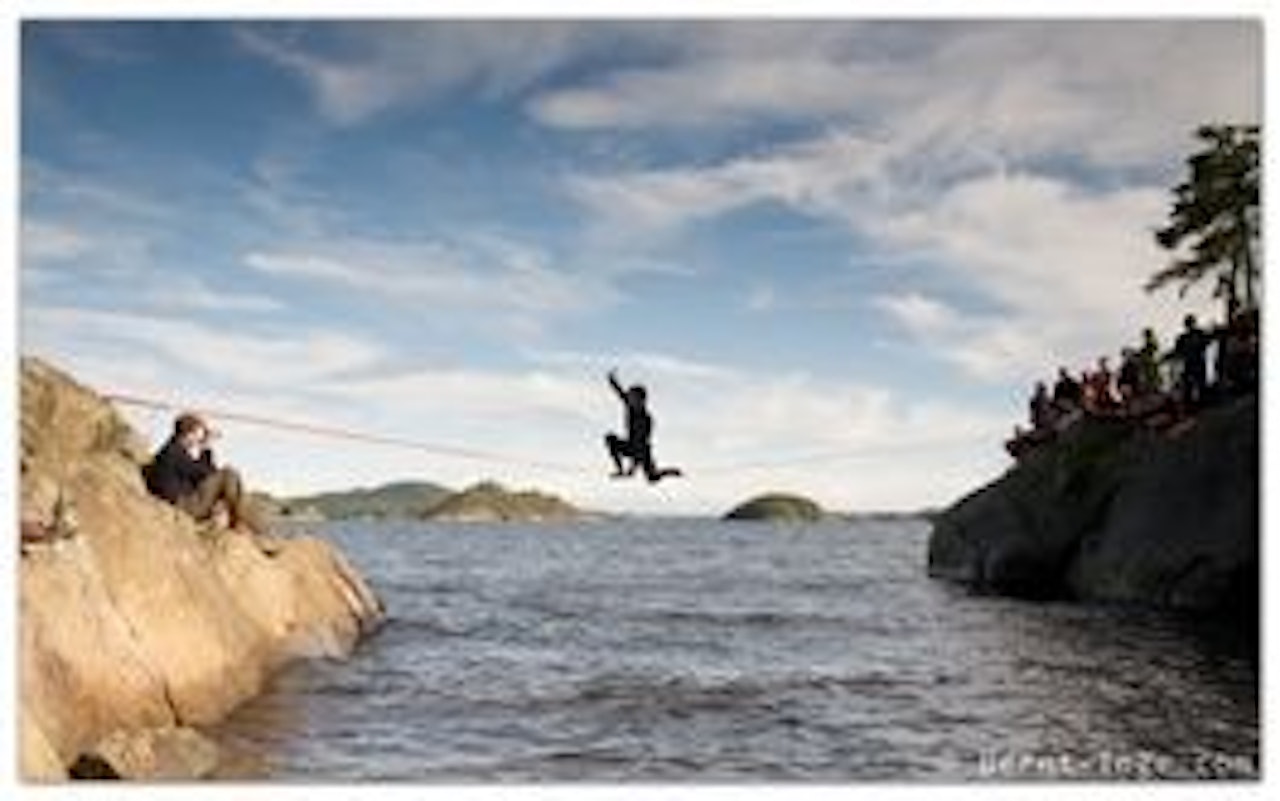 CAMPLIV: Slakkline er en del av campen. Foto: Bernt-Inge Madsen CAMPLIV: Slakkline er en del av campen. Foto: Bernt-Inge Madsen