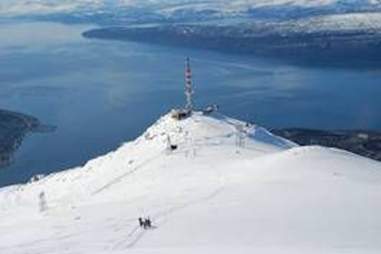 VINTER I NORDLAND: Narvikfjellet er klar for åpning. Bilde: Daniel Kjelland VINTER I NORDLAND: Narvikfjellet er klar for åpning. Bilde: Daniel Kjelland