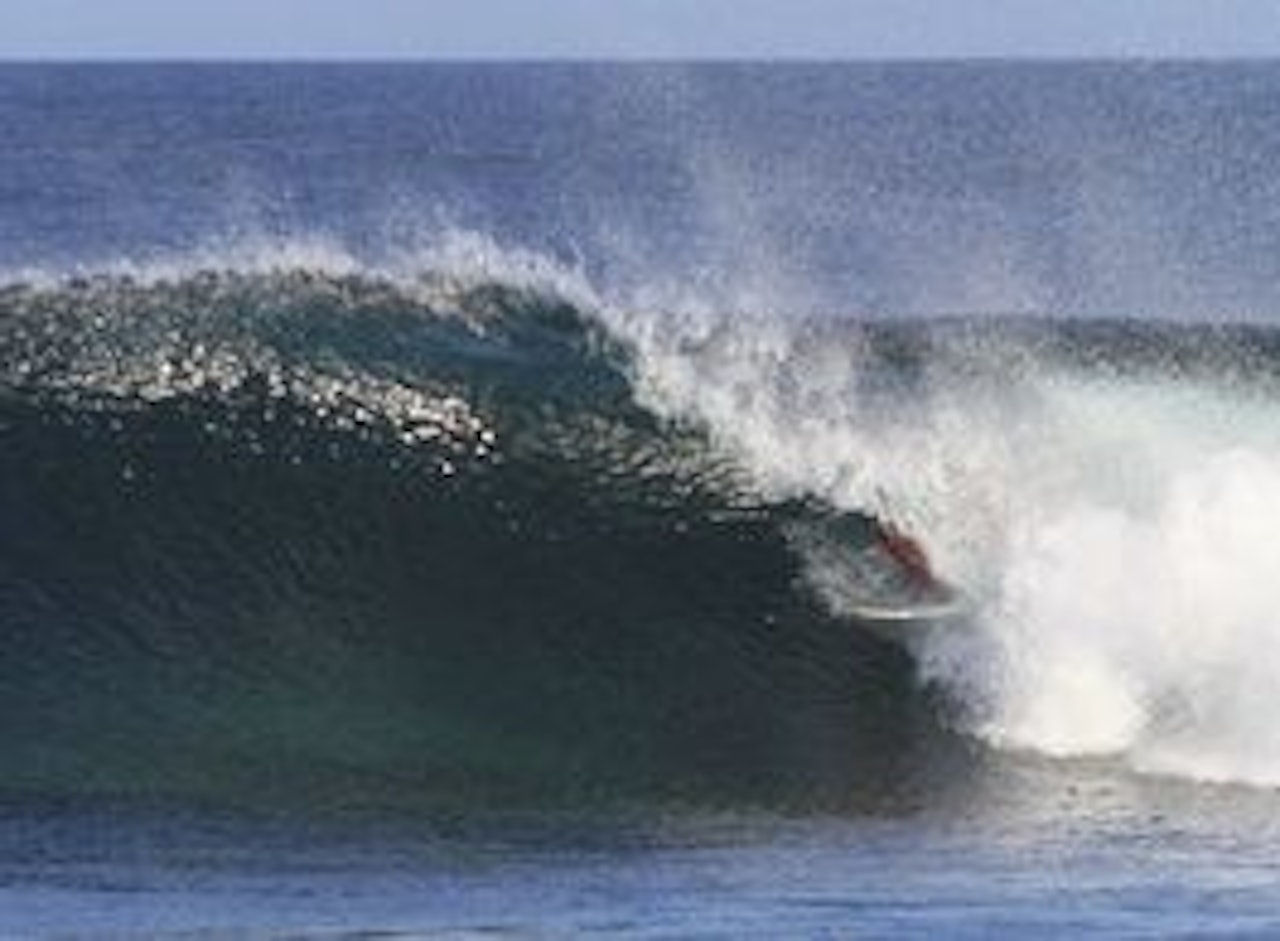 Kaldt: Deltakerene har allerede surfet i Skotland. Men Canada blir enda kaldere. Foto: Simen Berg Kaldt: Deltakerene har allerede surfet i Skotland. Men Canada blir enda kaldere. Foto: Simen Berg