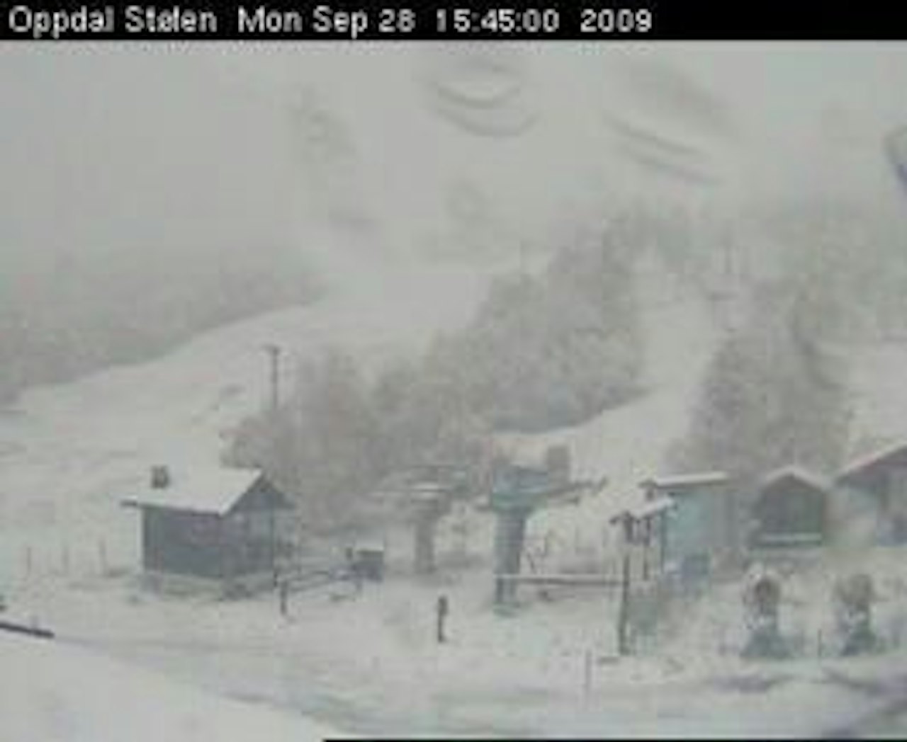 STØLEN: I Oppdal ble det plutselig vinter, og det ligger an til mer snø denne uka. STØLEN: I Oppdal ble det plutselig vinter, og det ligger an til mer snø denne uka.