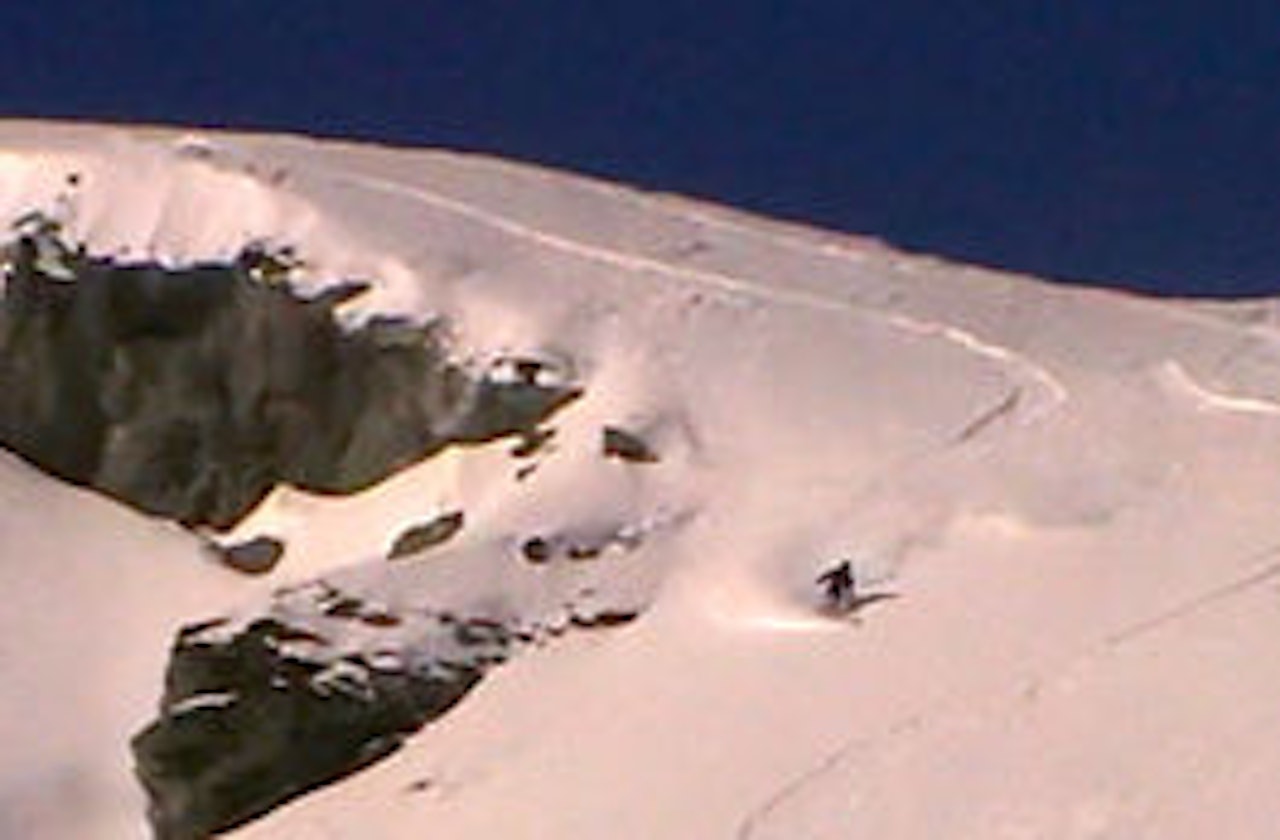 Asbjørn Hellås og god-stemning.com fant tonnevis med pudder på Voss. Asbjørn Hellås og god-stemning.com fant tonnevis med pudder på Voss.