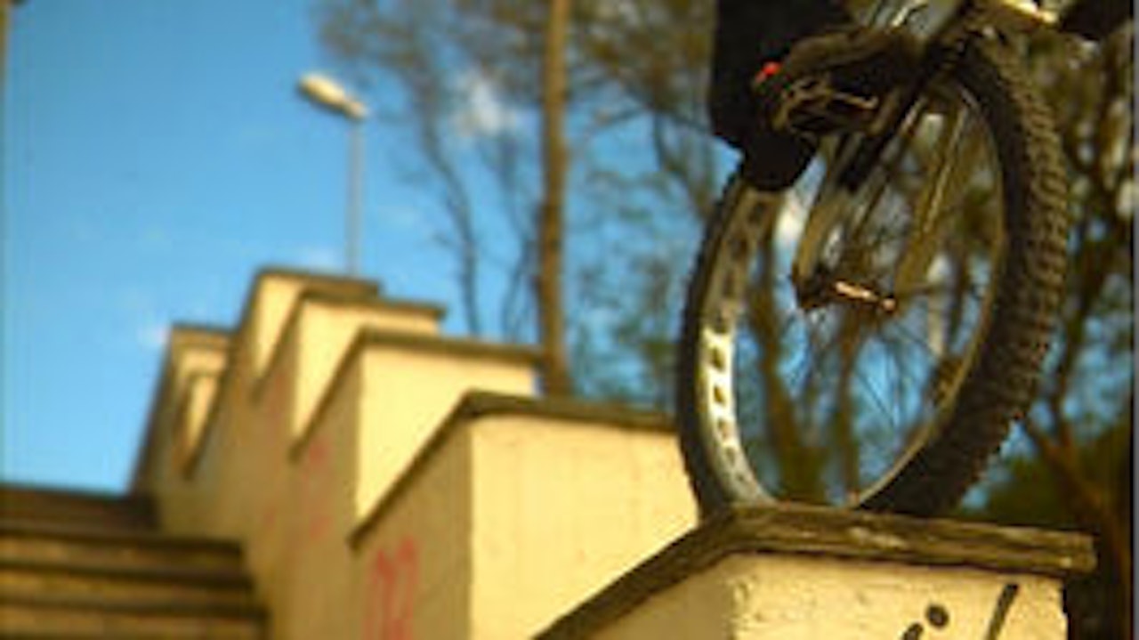 Eirik Ulltang er en dreven trailsyklist. Eirik Ulltang er en dreven trailsyklist.