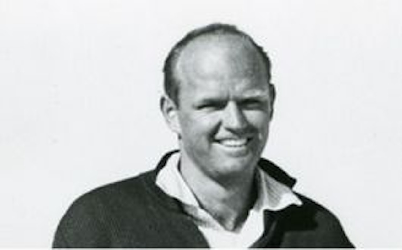 STEMMERETT: Hvem har eksklusivitet på stemmen til Warren Miller? STEMMERETT: Hvem har eksklusivitet på stemmen til Warren Miller?