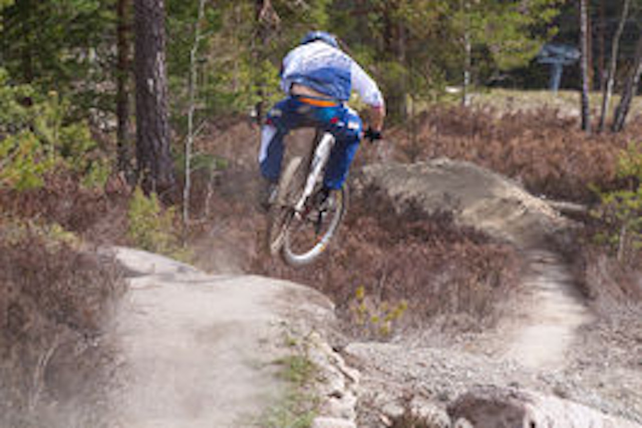 RACER: Jon Lindgren forbereder seg til svenske topplasseringer. Foto: Simen Berg RACER: Jon Lindgren forbereder seg til svenske topplasseringer. Foto: Simen Berg