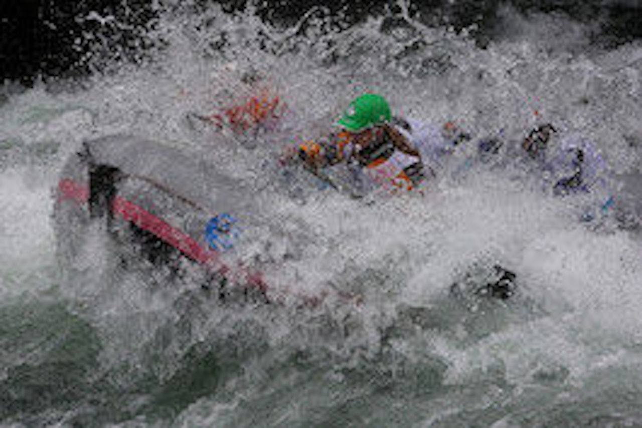 FØRST: Vossajentene var uslåelige på hjemmebane. Foto: Tom Kjøde FØRST: Vossajentene var uslåelige på hjemmebane. Foto: Tom Kjøde