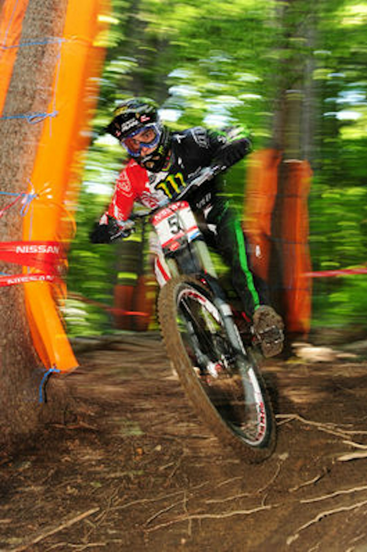 SAM PÅ ANDRE: Sam Hill endte på andreplass, foran Greg Minnaar. Foto: Mattias Fredriksson SAM PÅ ANDRE: Sam Hill endte på andreplass, foran Greg Minnaar. Foto: Mattias Fredriksson