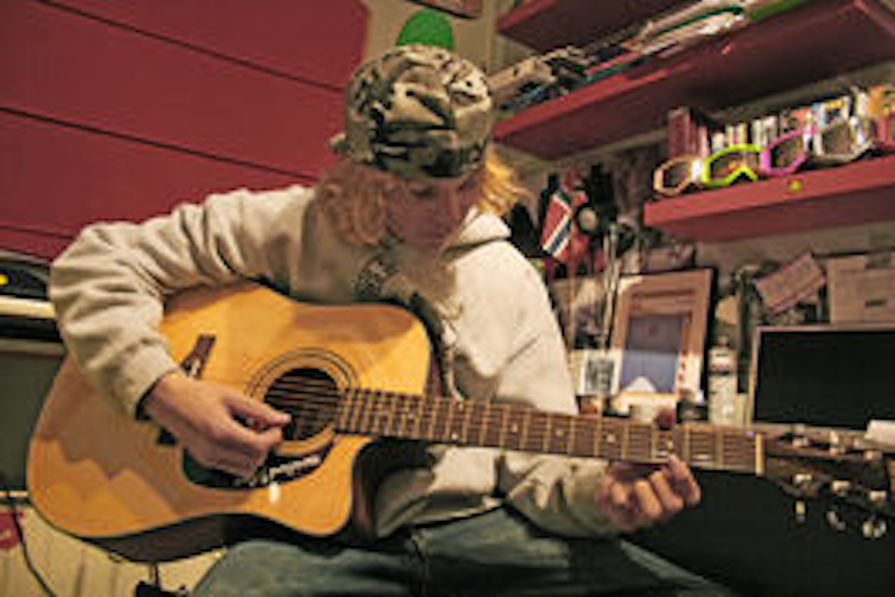 TIDLIG KRØKES: Mikkel Bang for fem år siden hjemme på gutterommet. TIDLIG KRØKES: Mikkel Bang for fem år siden hjemme på gutterommet.