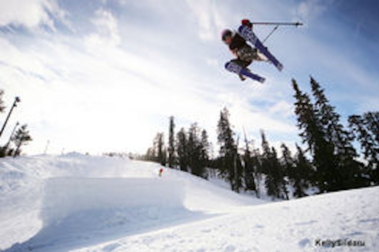 UNGT TALENT: Kelly fra Estland drar 720 i parken. Foto: kellysildaru.com UNGT TALENT: Kelly fra Estland drar 720 i parken. Foto: kellysildaru.com