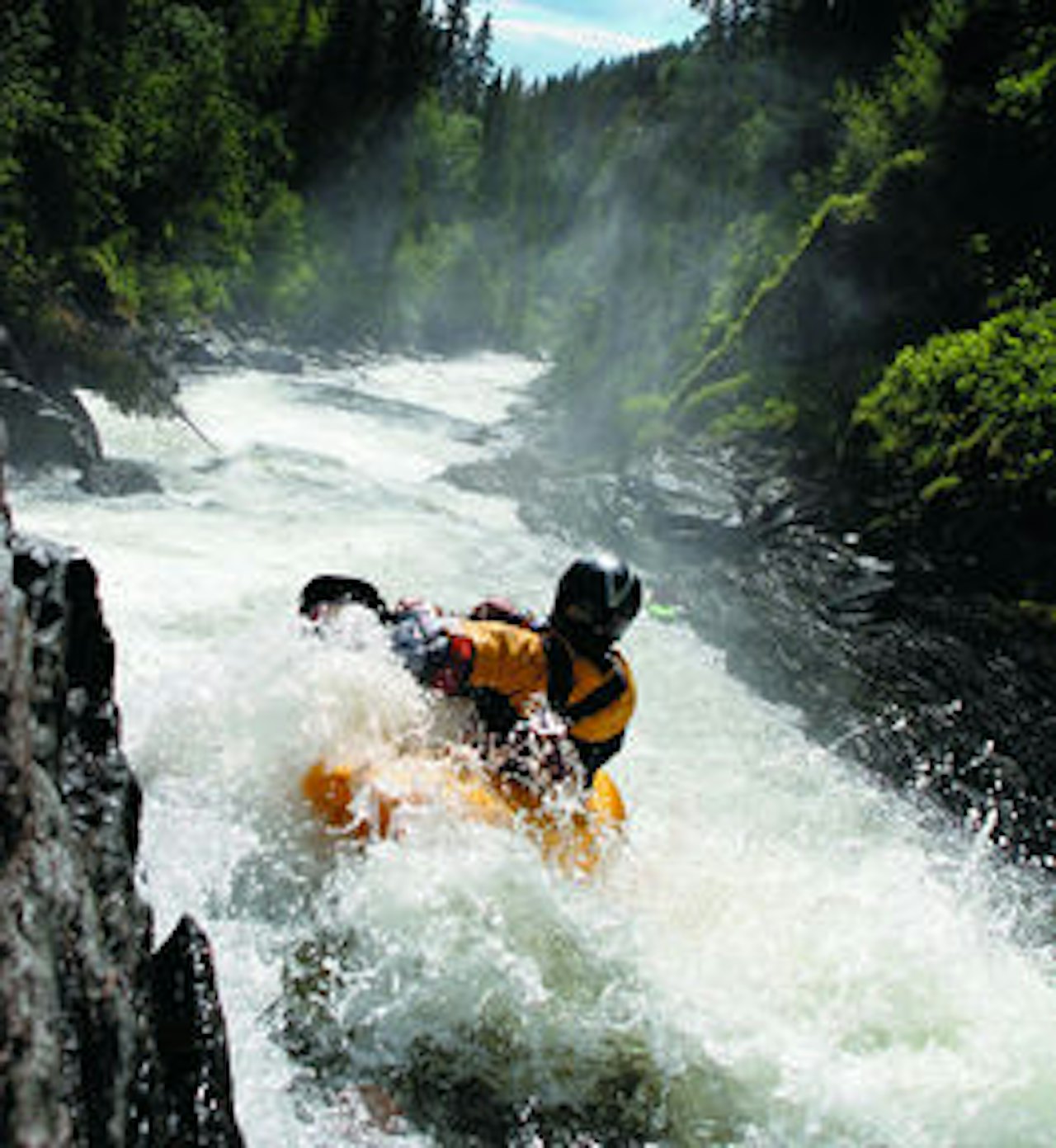 DRØMMEELV: Kanaderen Tyler Curtis i Forra - elva som har alt. Foto: Benjamin Hjort DRØMMEELV: Kanaderen Tyler Curtis i Forra - elva som har alt. Foto: Benjamin Hjort
