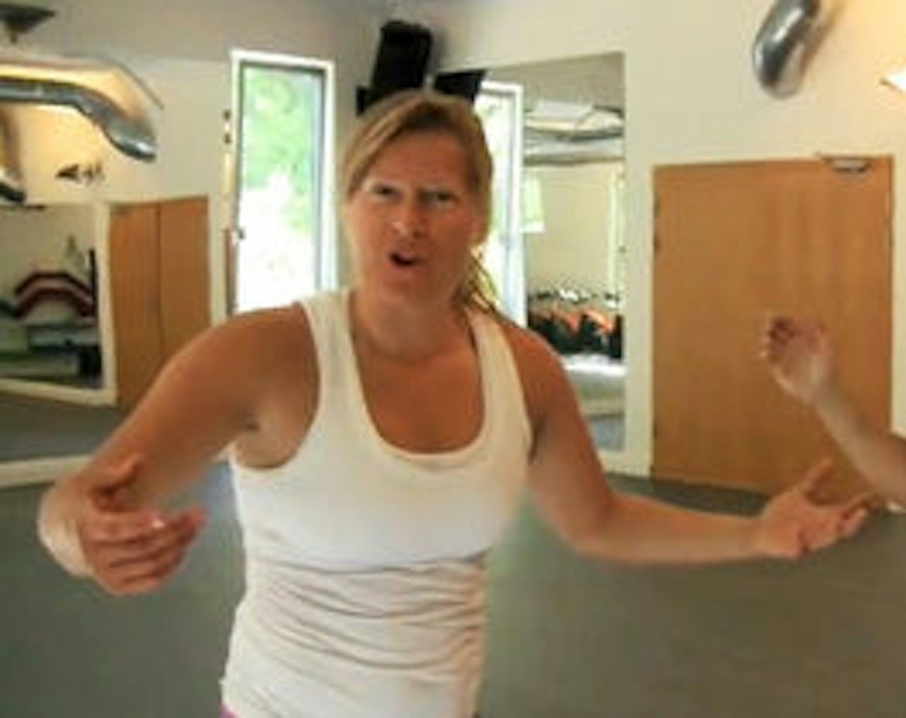 I RINGEN: Hedda Berntsen psyker seg opp til bokseøkt I RINGEN: Hedda Berntsen psyker seg opp til bokseøkt