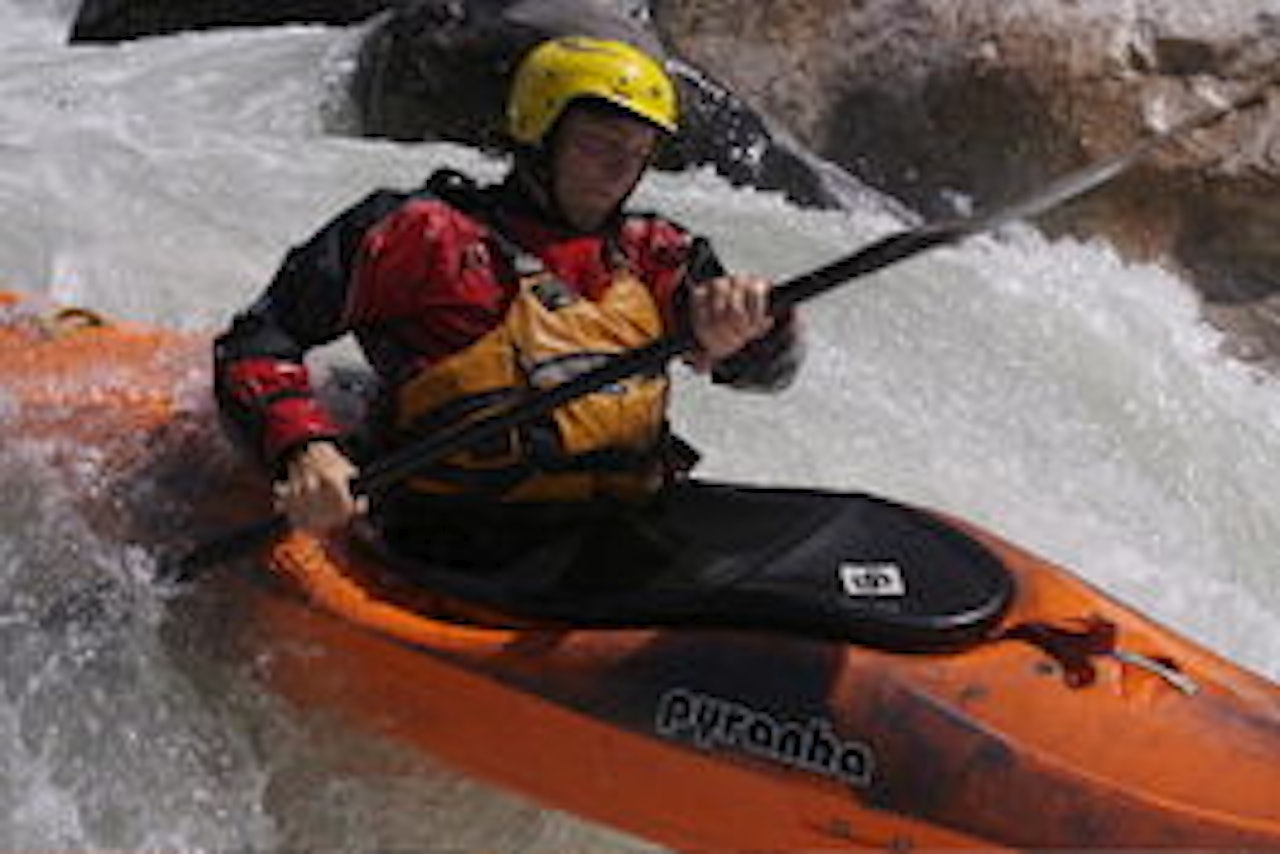 Vinteren er i anmars her hjemme. Det er padlesesong i Nepal. Foto: Benjamin Hjort Vinteren er i anmars her hjemme. Det er padlesesong i Nepal. Foto: Benjamin Hjort