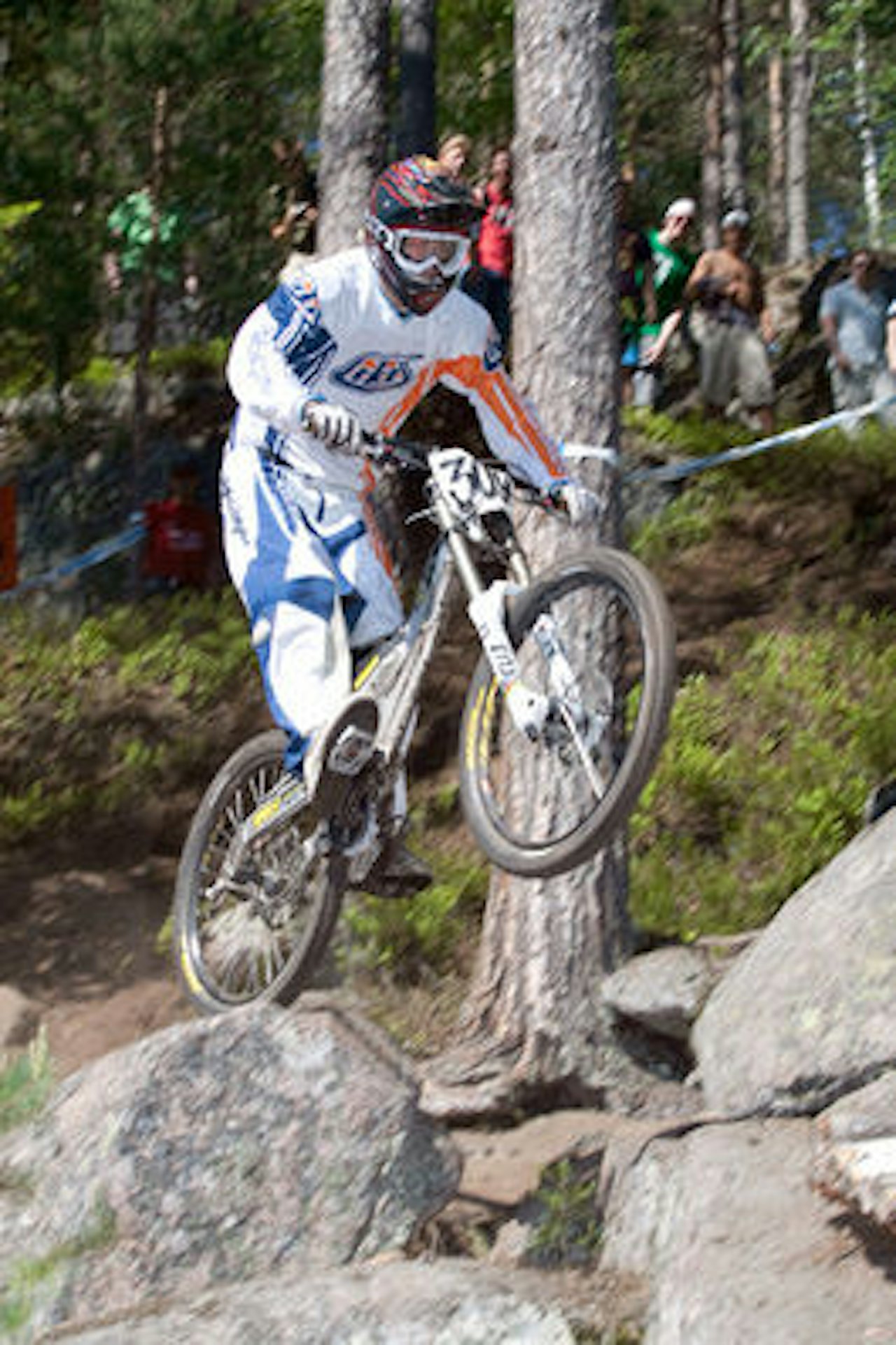 15-16-VINNER: Snorre Setrom vinner klassen sin. Foto: Simen Berg 15-16-VINNER: Snorre Setrom vinner klassen sin. Foto: Simen Berg