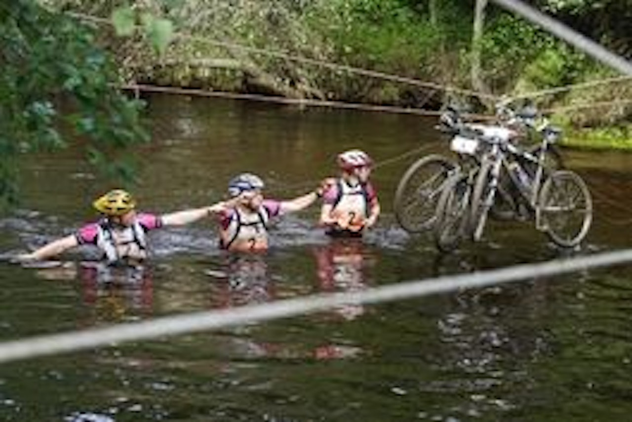 HEKTISK: Høy puls, problemløsning og samarbeid i skjønn forening. Foto: Vigleik Sexe HEKTISK: Høy puls, problemløsning og samarbeid i skjønn forening. Foto: Vigleik Sexe