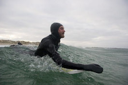 KLAR: En av Norges desiderte surfetopper stiller i Lapoint Surfout under Surfefestivalen. KLAR: En av Norges desiderte surfetopper stiller i Lapoint Surfout under Surfefestivalen.