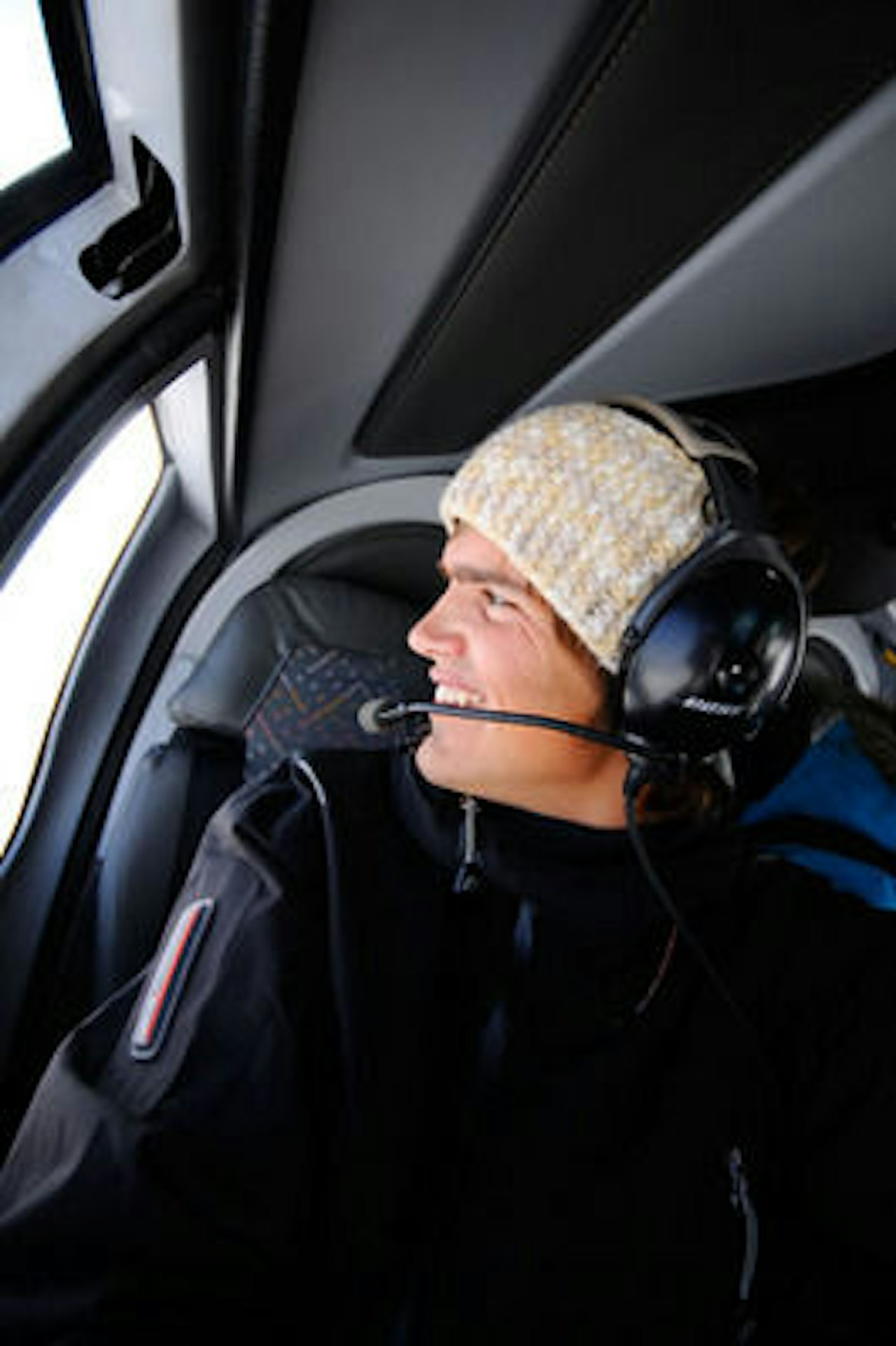 NOMINERT: Vegard i helikopter under fotografering med Bergans i år. Foto: Vegard Breie NOMINERT: Vegard i helikopter under fotografering med Bergans i år. Foto: Vegard Breie